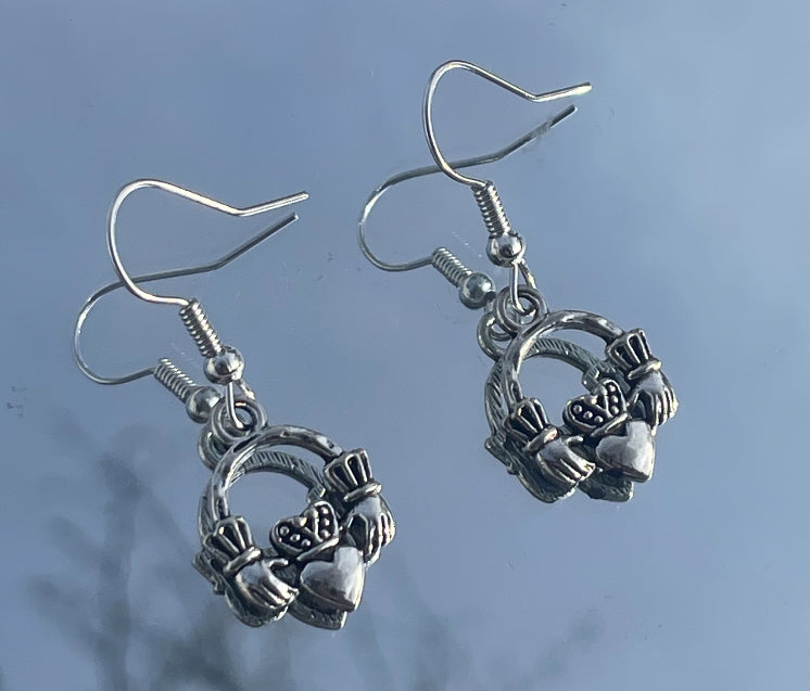 Classic claddagh earrings